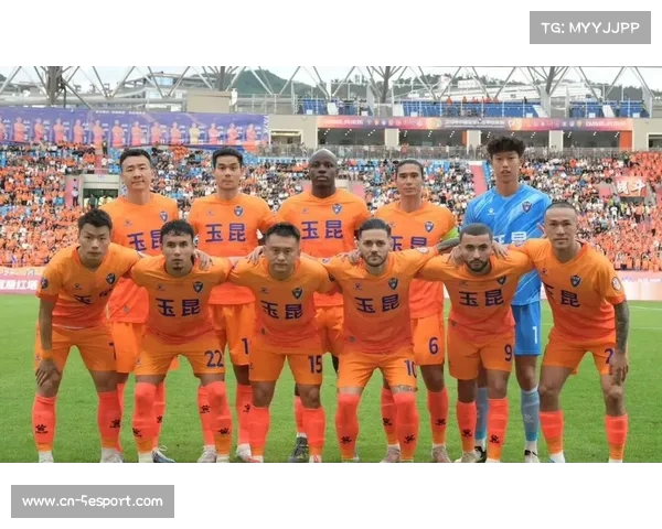 辽宁铁人签下云南玉昆后卫迪力穆拉提